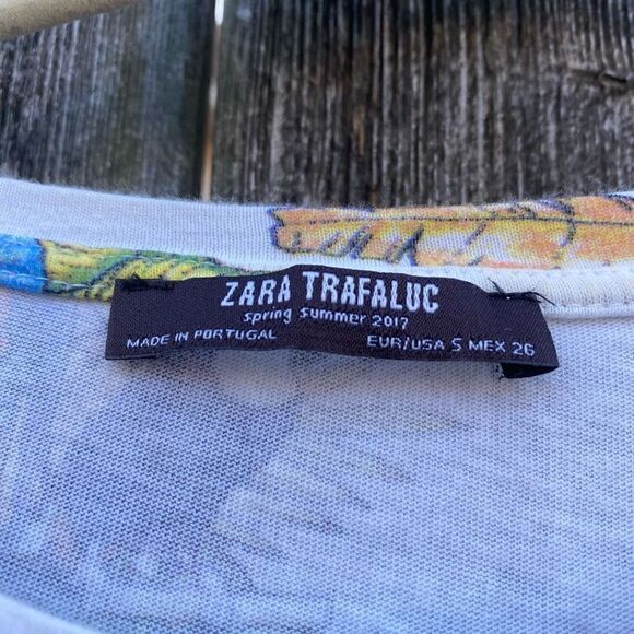 Zara Trafaluc Tropical Bird Print Puff Sleeve Top | S - Picture 3 of 4
